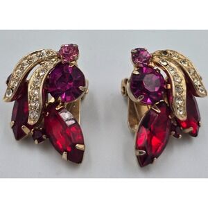 Vintage Rhinestone Clip On Earrings Red Pink Gold Tone Unsigned Beauty D&E?